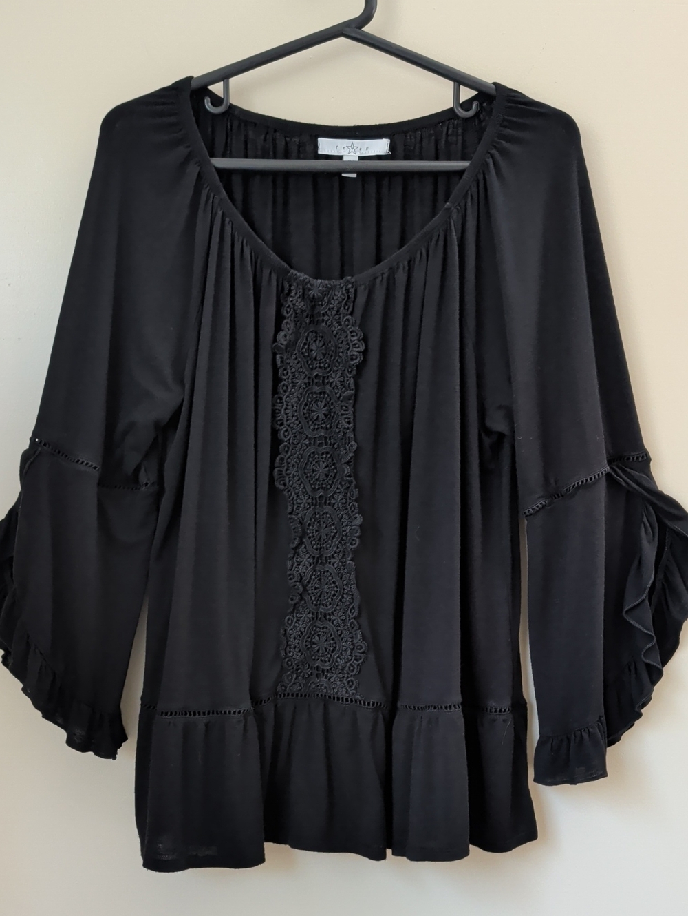 Fever Black Boho Lace-Front Peasant Blouse Size 1X | Bell Sleeve Rayon Spandex